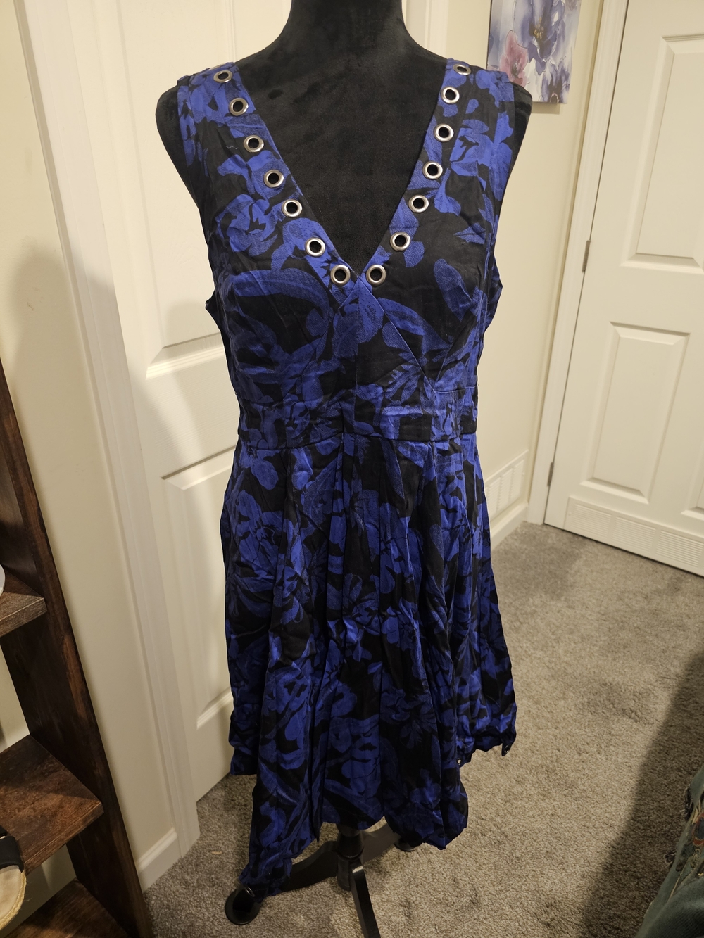 Fox Black & Royal Blue Floral V-Neck Grommet Dress